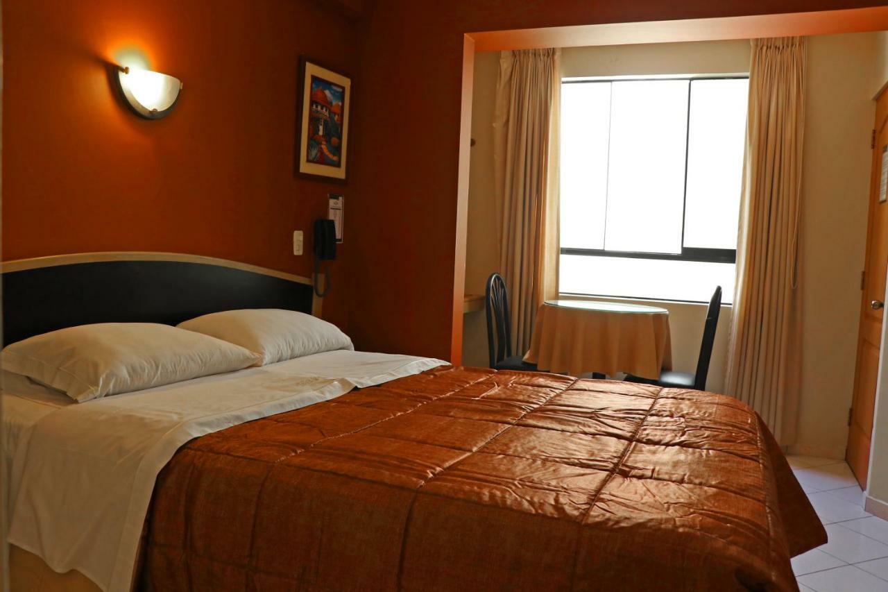 Hotel Bohemia リマ エクステリア 写真